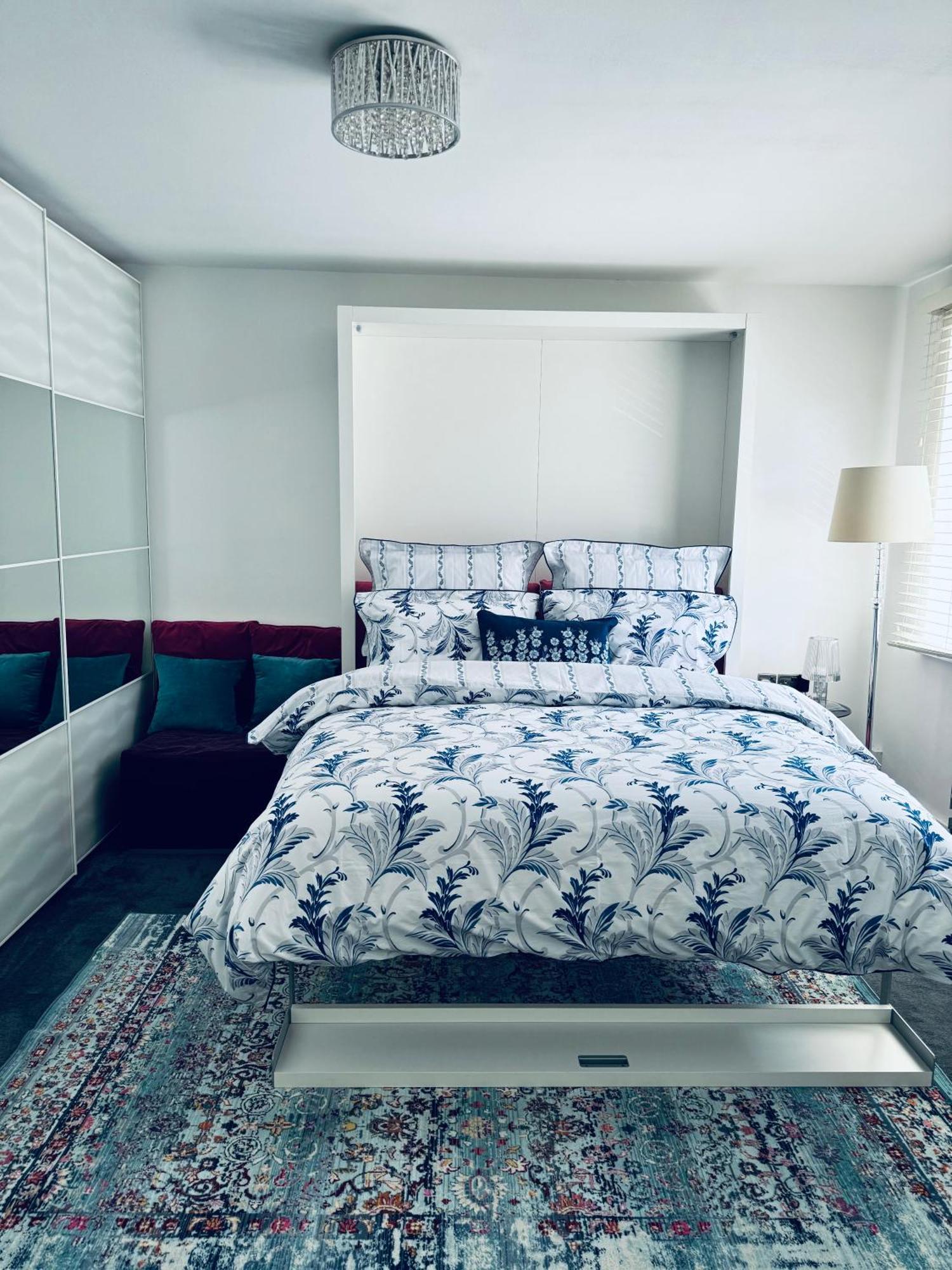 Central London Stylish Newly Decorated Studio Flat Exterior photo